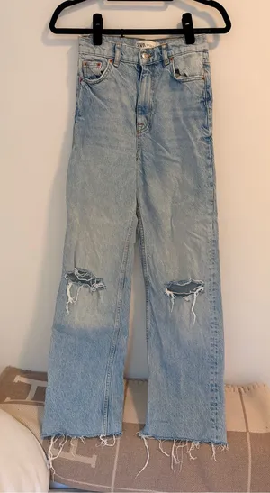 Zara Light Blue Distressed Jeans thumbnail 1