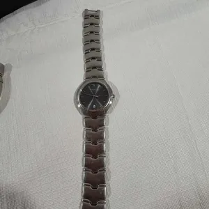 Lot of 4 Women's Vintage & Modern Watches - Avon, Kenneth Cole, Seiko thumbnail 2