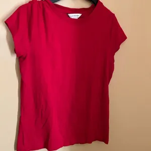 Club Monaco‎ large red blouse thumbnail 3