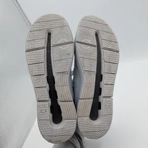 On Running The Roger Clubhouse‎ Heather Blue Womens 8.5 Sneakers 3WD11072350 thumbnail 7