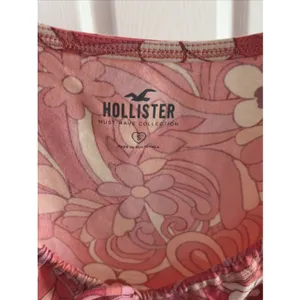 Hollister Retro Floral Baby Tee Womens Size S‎ Pink Psychedelic Y2K Cotton Top thumbnail 3