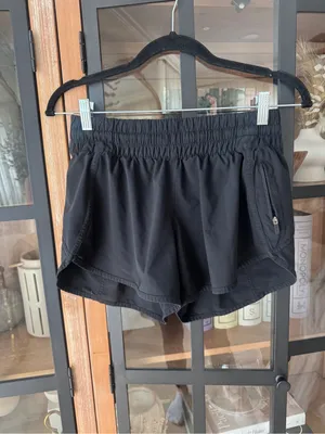 Lululemon Tracker Shorts running low rise V *4" Black swift liner thumbnail 9