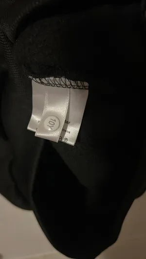 Black sweater for kids Size 10 thumbnail 3