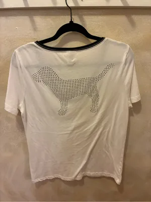 PINK Victoria’s Secret White V-Neck Tee with Black Trim Size Large thumbnail 5