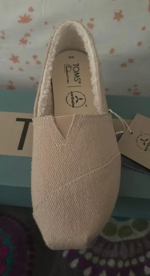Toms Slip-ons thumbnail 2