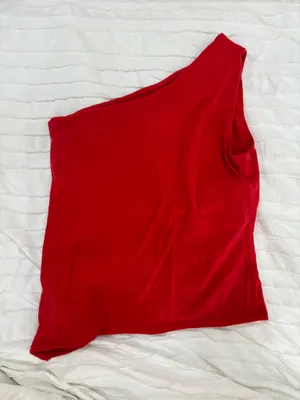 Red Hollister Top thumbnail 2