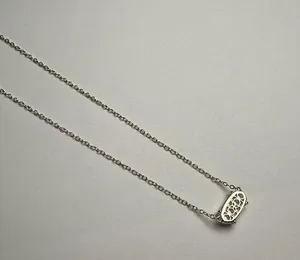 Kendra Scott Dichronic Glass Pink Gold Tone Necklace Adjustable Length thumbnail 9