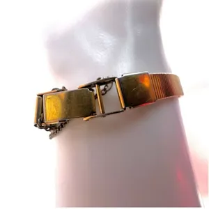 Pulsar gold tone stainless steel vintage watch thumbnail 4