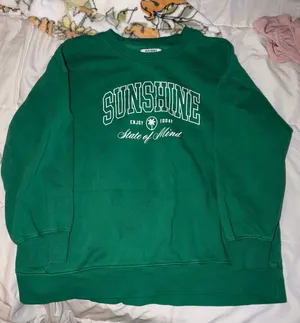 Old Navy Crewneck thumbnail 1