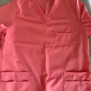 Women's NEW Salmon Colored Two Piece Scrub Set Size S #260763 thumbnail 3