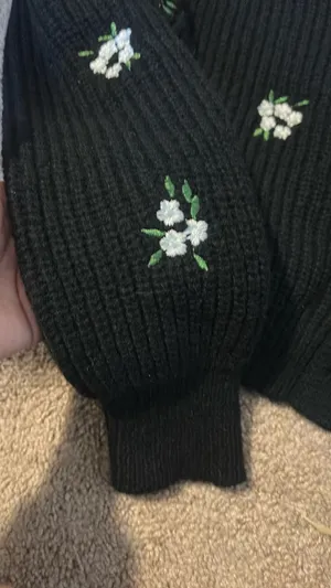 Black Floral Knit Sweater Set thumbnail 5