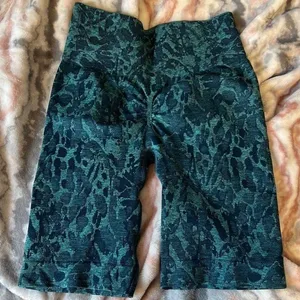 Gymshark Seamless Adapt Animal Shorts thumbnail 2
