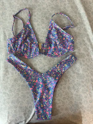 Kulani Kinis Bikini Set thumbnail 1