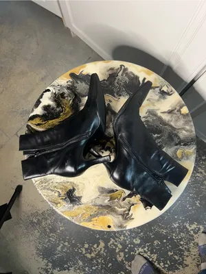 Stuart Weitzman Vintage Black Leather Heeled Boots thumbnail 8