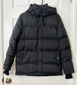 Quince Black Hooded Puffer Jacket Women’s S Quilted Winter Coat Outdoor Travel Gorpcore thumbnail 2