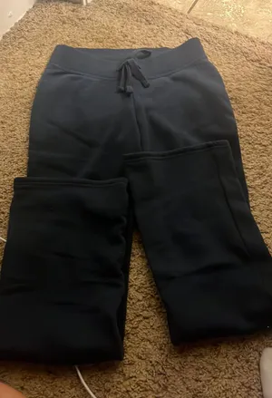 Hollister Sweatpants thumbnail 1