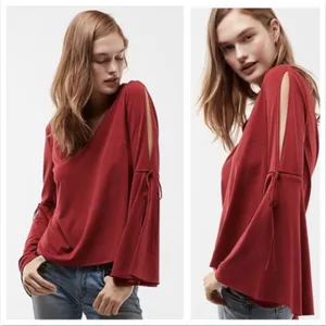 NWT Express Red V-Neck Long Bell Sleeve Open Shoulder Top Women's Size Small thumbnail 2