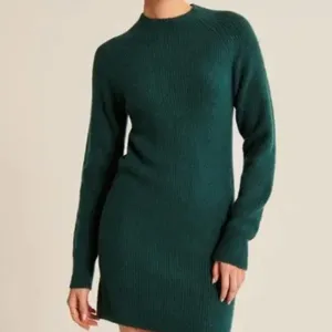 NWOT Abercrombie & Fitch Emerald Green Mock Neck Sweater Knit Dress Large thumbnail 3