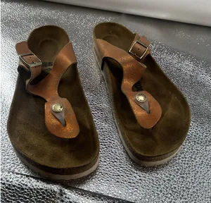 Birkenstock Gizeh thong sandals in a metallic copper Size 40 Or Women's‎ 11 thumbnail 1