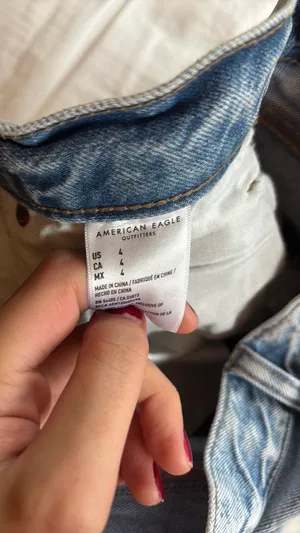 American Eagle Mom Jean Shorts thumbnail 3