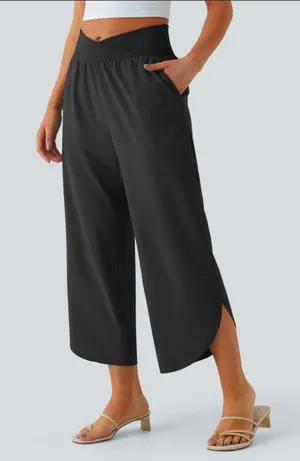 NWT Halara Breezeful High Waisted Crossover Pocket Quick Dry Capri Pants thumbnail 1
