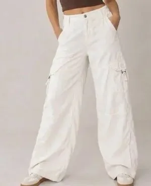American Eagle lightweight Wide Leg Cargo Pants in White thumbnail 1