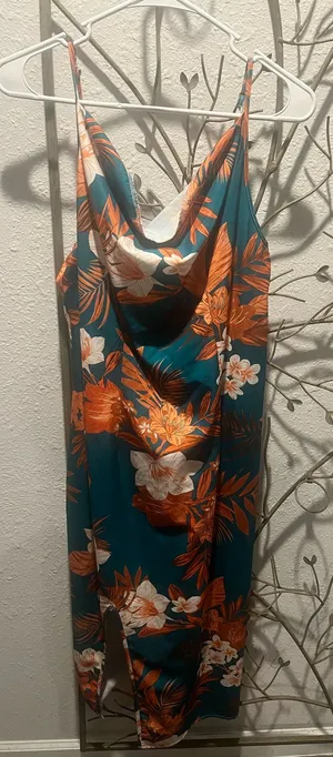 Floral satin maxi dress thumbnail 1