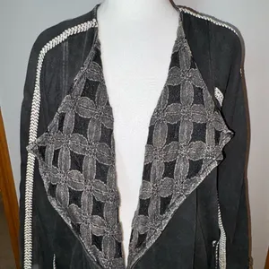 POL open front embroidered lace washed black‎ oversized cardigan size S thumbnail 2