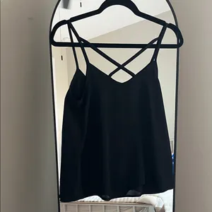 Abercrombie & Fitch Black Strappy Women's Top thumbnail 4
