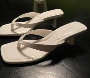 Stradivarius Women's Kitten Heels Sandals Square Open Toe Flip Flop Heels 1.8-2 Inch Heeled Sandals for Women thumbnail 1