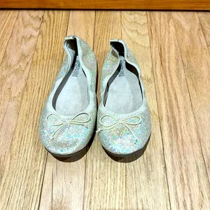 Kenneth Cole Reaction Women’s Gold Shimmer Glittery Ballet Flats Size 5 Shoes thumbnail 2