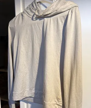 Vuori Essential Hoodie thumbnail 1