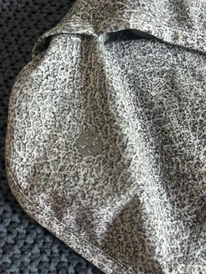 Lululemon Speed Up Shorts 2.5" Low-Rise  thumbnail 2