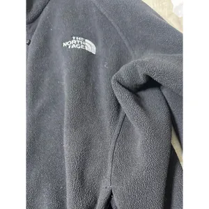 North face black zip thumbnail 2