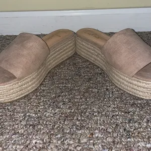 Womens Like New Lulus O'Ahu 2 Mauve Suede Espadrille Platforms thumbnail 4