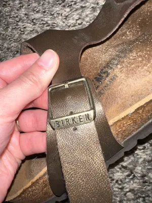 Birkenstock Sandals Gizeh metallic brown thumbnail 3