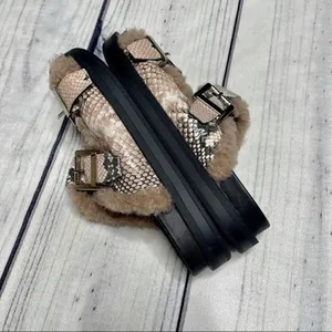 Aerosoles Olivia Snakeskin Platform Sandals Women’s Size‎ 6 Fur Lined thumbnail 4