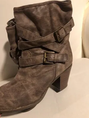 Slouch Boots Tan Size 10 thumbnail 1