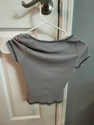 H&M Shirt thumbnail 2