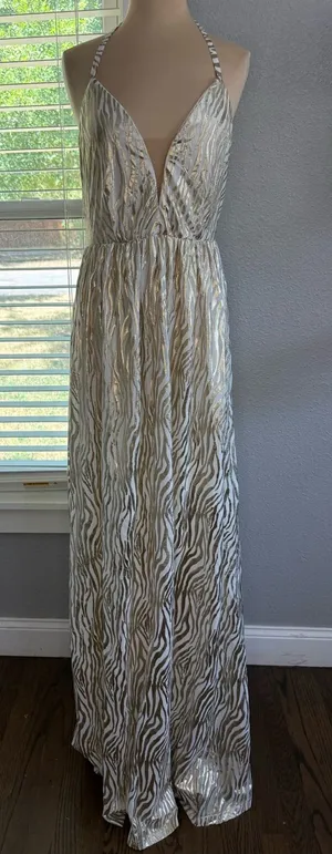 NWT Loragal Metallic Gold Animal-Print Halter Maxi Dress Gown Size Medium thumbnail 1