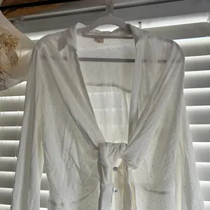 Surf Gypsy White Textured Tie Front Beach Cover Up Size Medium thumbnail 4