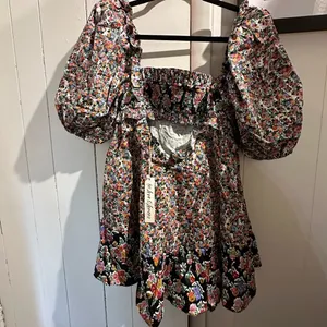 FOR LOVE AND LEMONS NWT HUDSON Floral Puff Sleeve Dress thumbnail 8