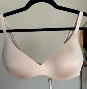 SKIMS‎ Wireless Form Push-Up Plunge Bra Sand Size 38C thumbnail 1