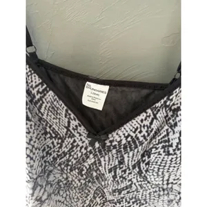 Signature Studio Blue Racerback & No Boundaries‎ Snakeskin Cami Bundle Large thumbnail 7