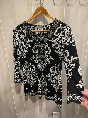 Cute Y2K stretchy flowy baroque bling collar top JM Collection regency old money thumbnail 3