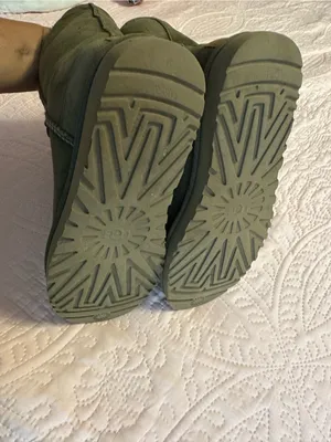 UGG Olive Suede Short Shearling Boots thumbnail 5