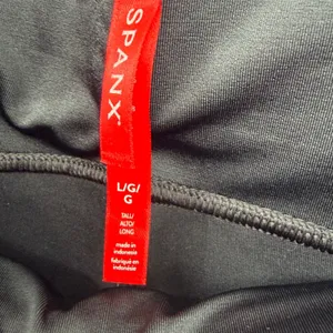 Spanx The Perfect Front Slit Legging Women Large Tall Black NWT Ponte Slimming thumbnail 8