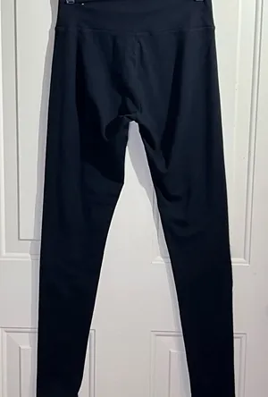 Aerie Classic Black Leggings thumbnail 1
