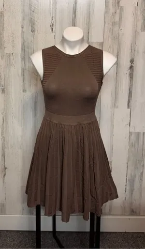 Kerisma Brown dress size medium thumbnail 1