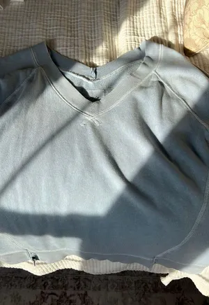 Aerie V-Neck Crewneck thumbnail 2